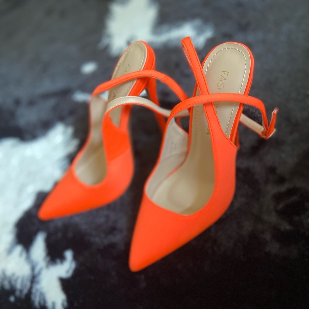 ORANGE FASHION NOVA HEELS